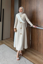 Bej Asimetrik Drape ve Gold Broş Detaylı Elbise