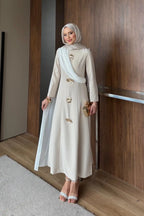 Bej Asimetrik Drape ve Gold Broş Detaylı Elbise