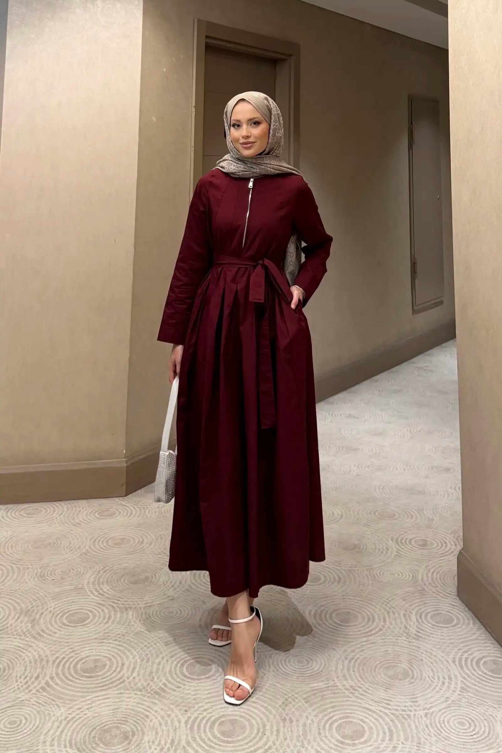 Bordo Fermuar Detaylı Kuşaklı Elbise Ürün ana görseli