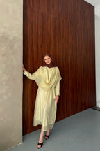 Sarı Gold Halka Detaylı Drapeli Vual Elbise