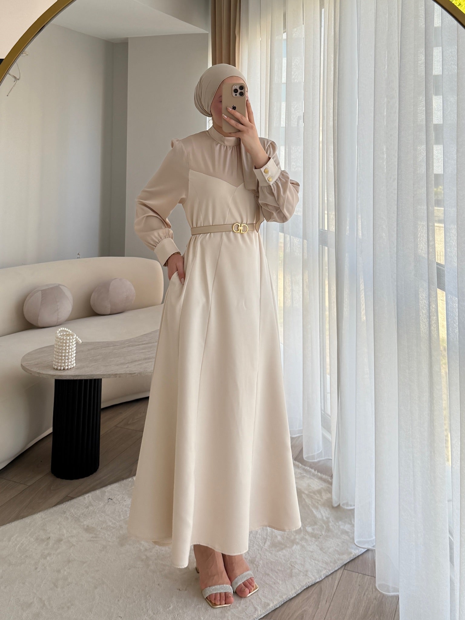 Kemerli Garnili Elbise Ürün ikincil görseli