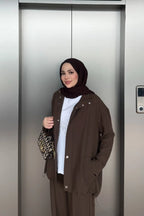 Kahverengi Dokulu Ceketli Üçlü Takım