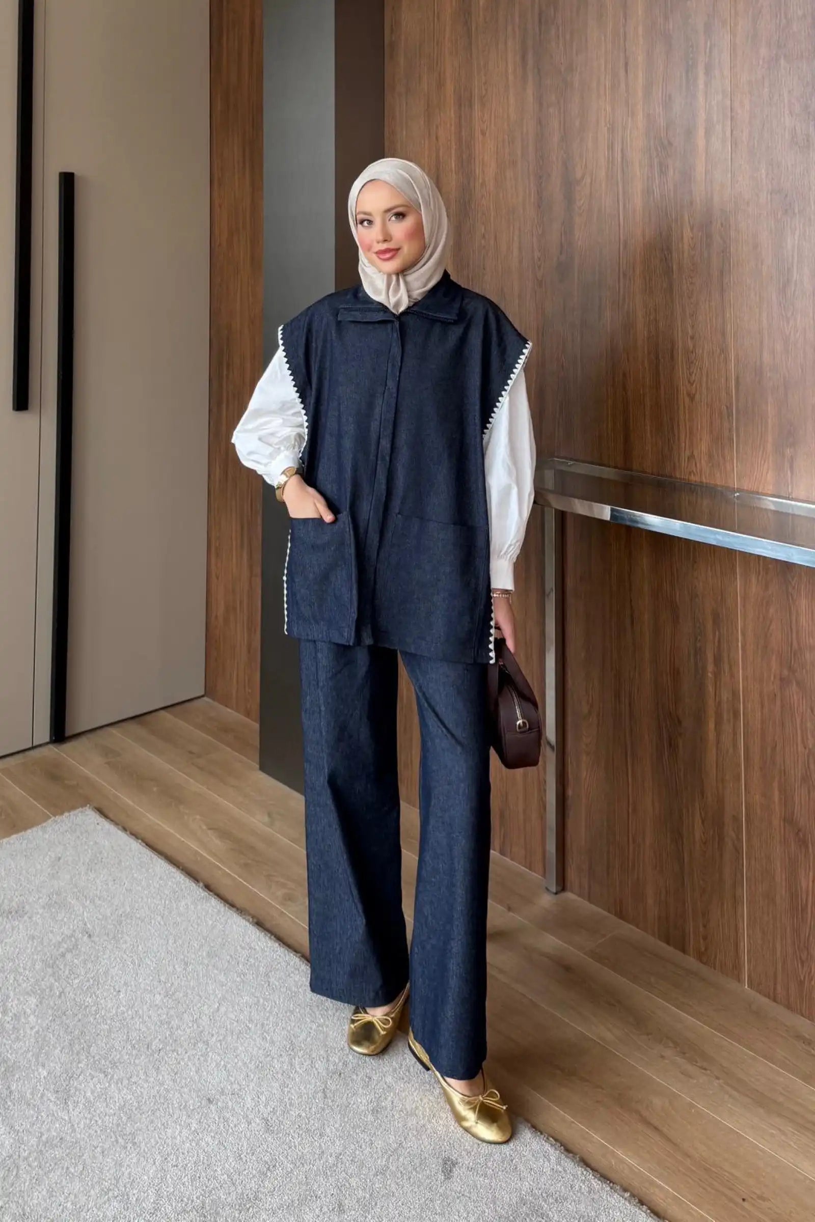 Lacivert Fermuar Detaylı Zikzak Nakışlı Denim İkili Takım