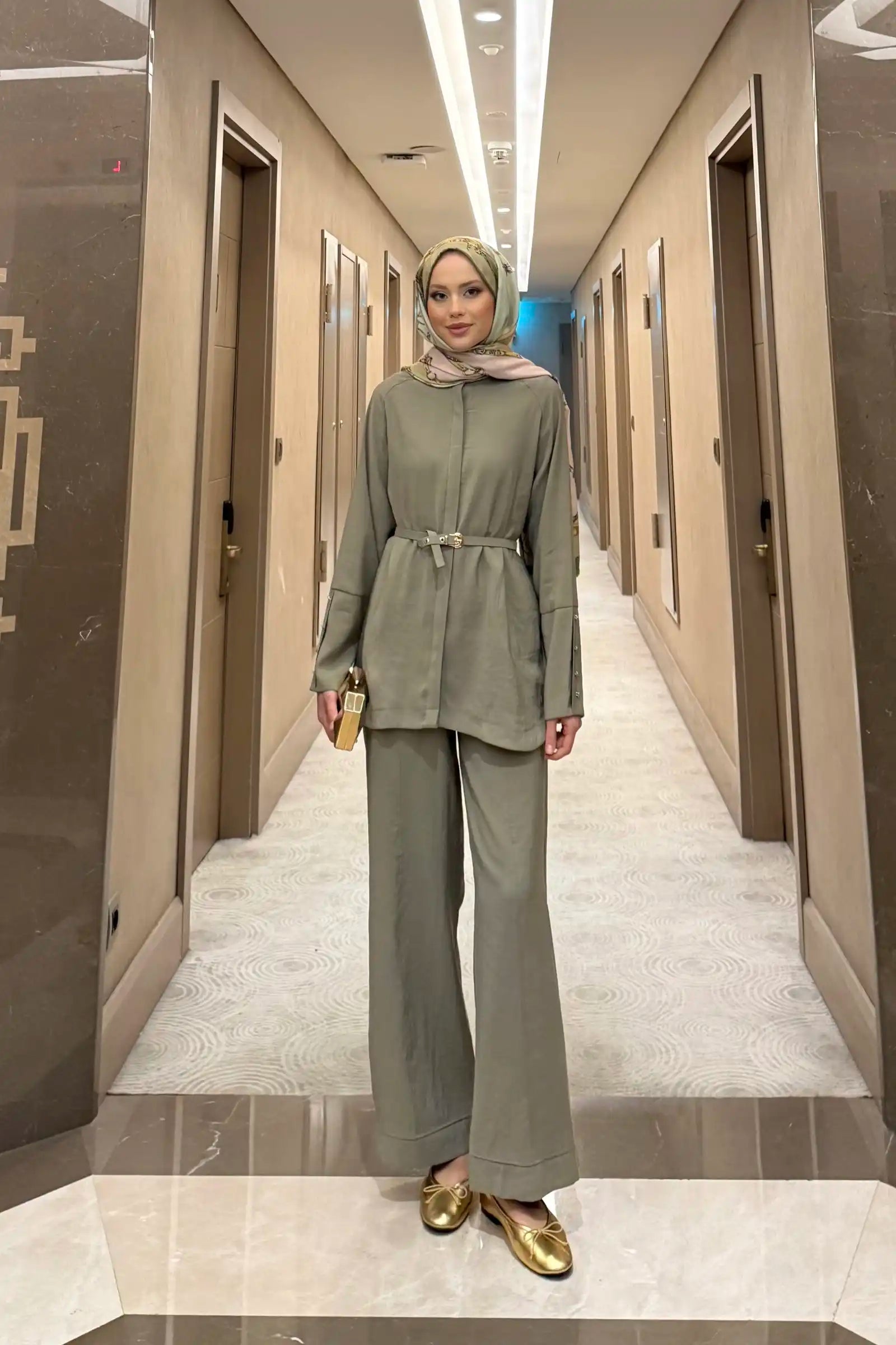 Yeşil Kemer Detaylı Tunik Pantolon Takım