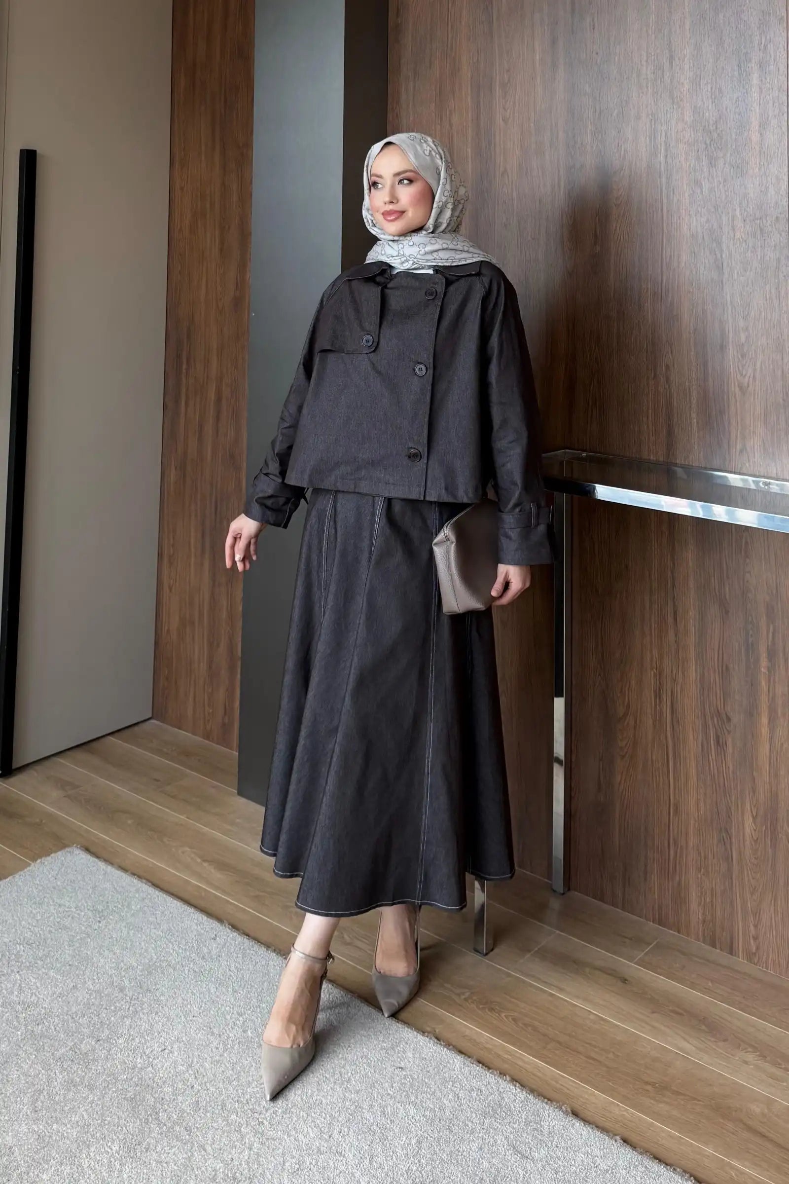 Kahverengi Kontrast Dikişli Kısa Ceket Etek Denim Takım