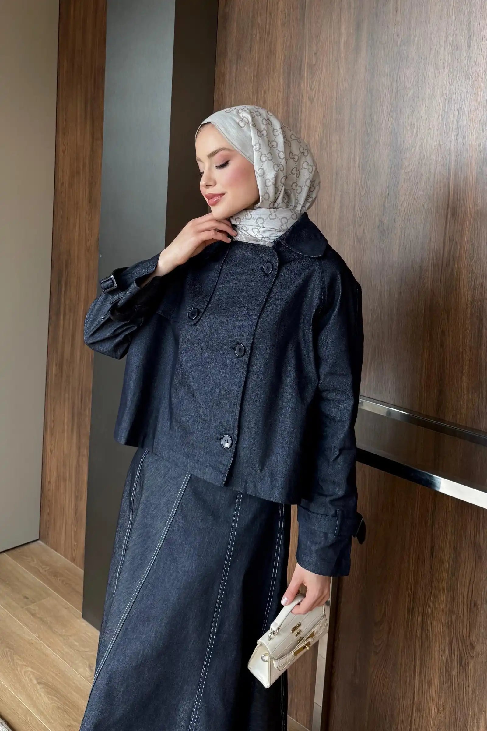 Lacivert Kontrast Dikişli Kısa Ceket Etek Denim Takım