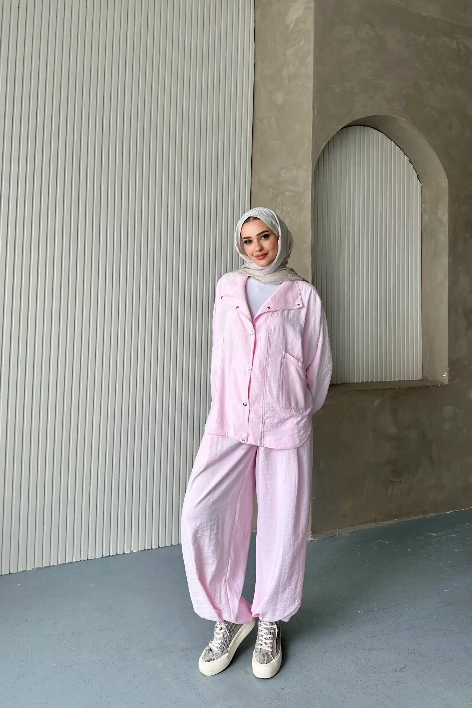 Pembe Kupra Kumaş Çıtçıtlı Şalvar Takım