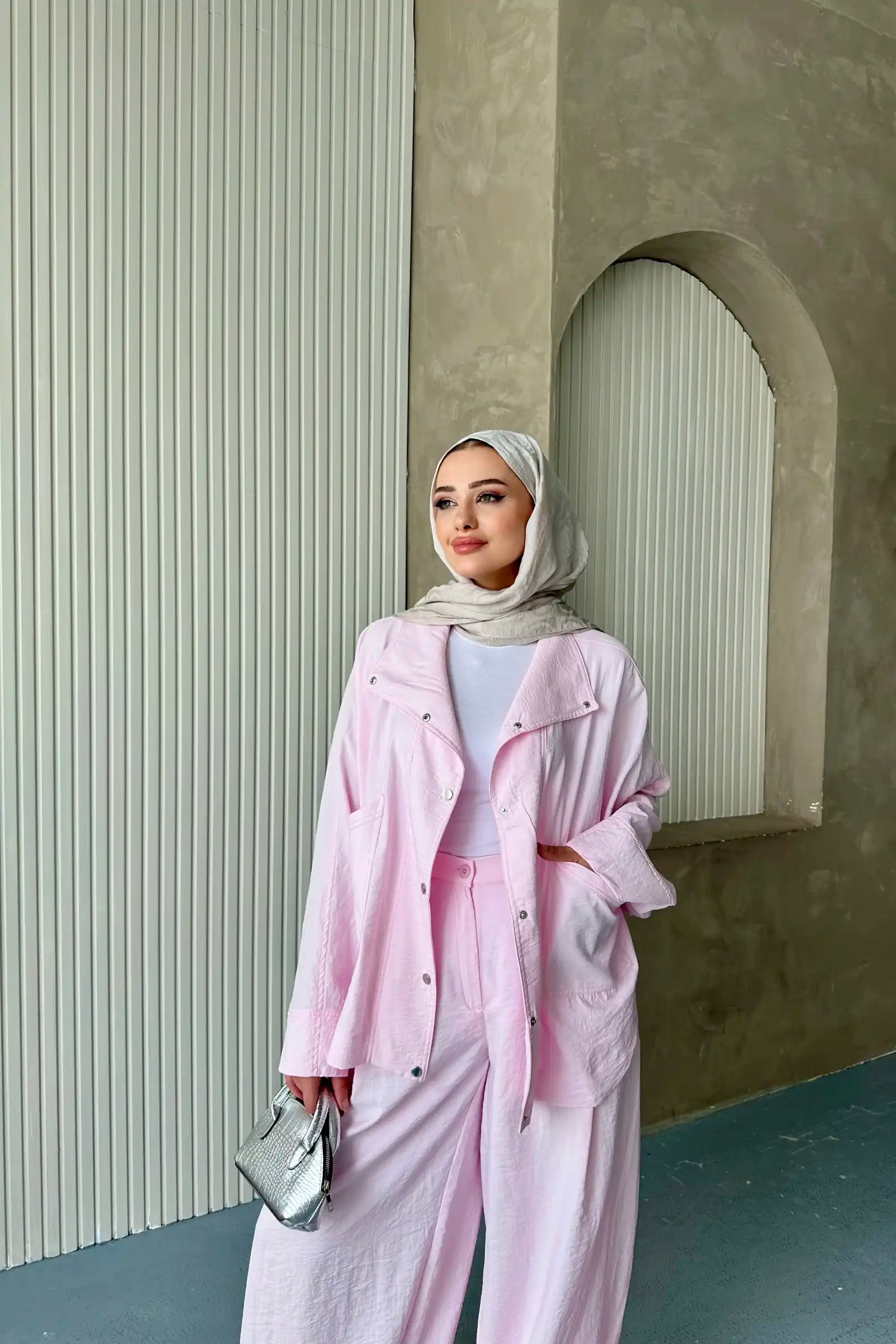 Pembe Kupra Kumaş Çıtçıtlı Şalvar Takım