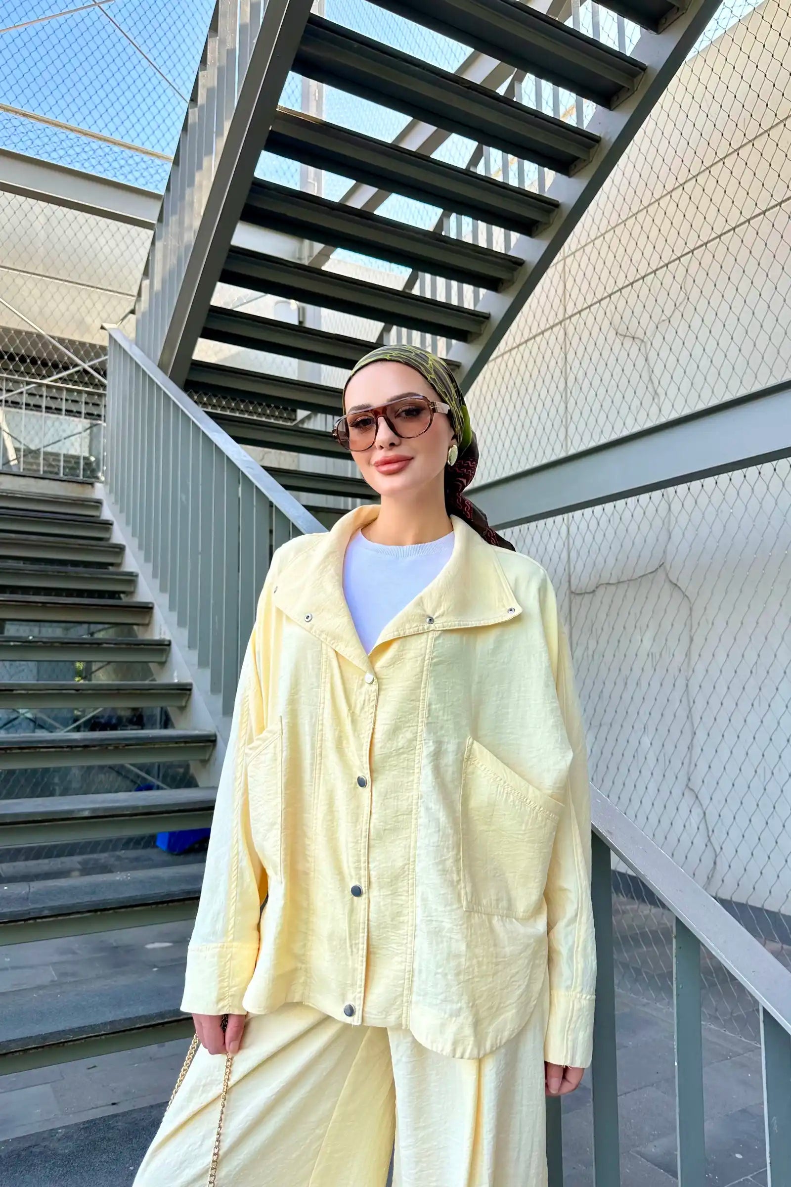 Sarı Kupra Kumaş Çıtçıtlı Şalvar Takım Ürün ana görseli