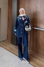 Lacivert Çiçek Nakışlı Kuşaklı Denim İkili Takım