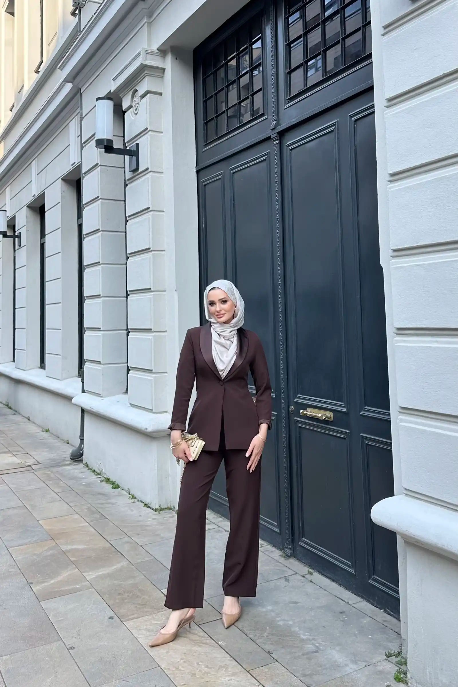 Kahverengi Saten Şal Yakalı Blazer Pantolon Takımı