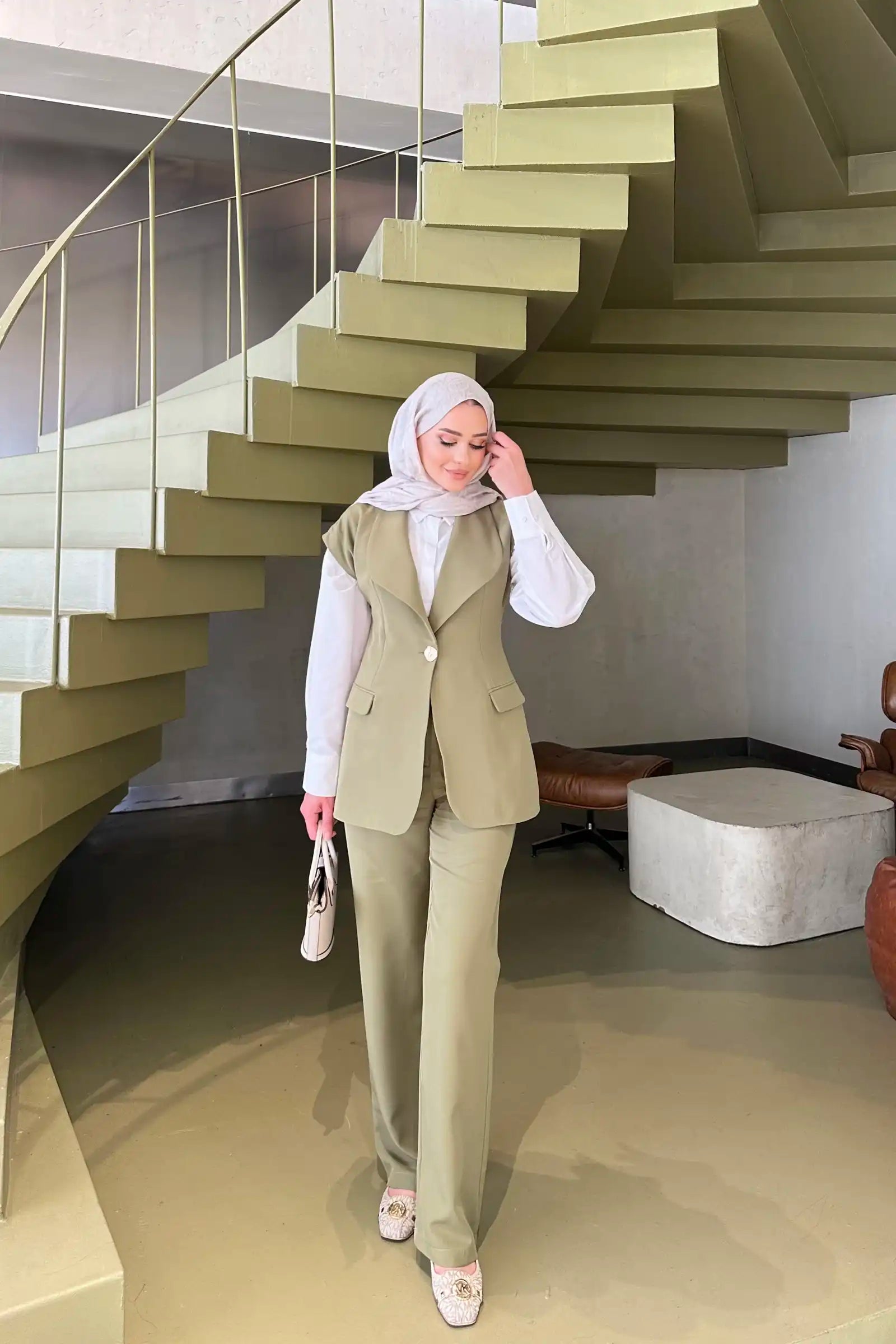 Çağla Yeşili Tek Düğmeli Kruvaze Yelek Pantolon Takımı Ürün ana görseli
