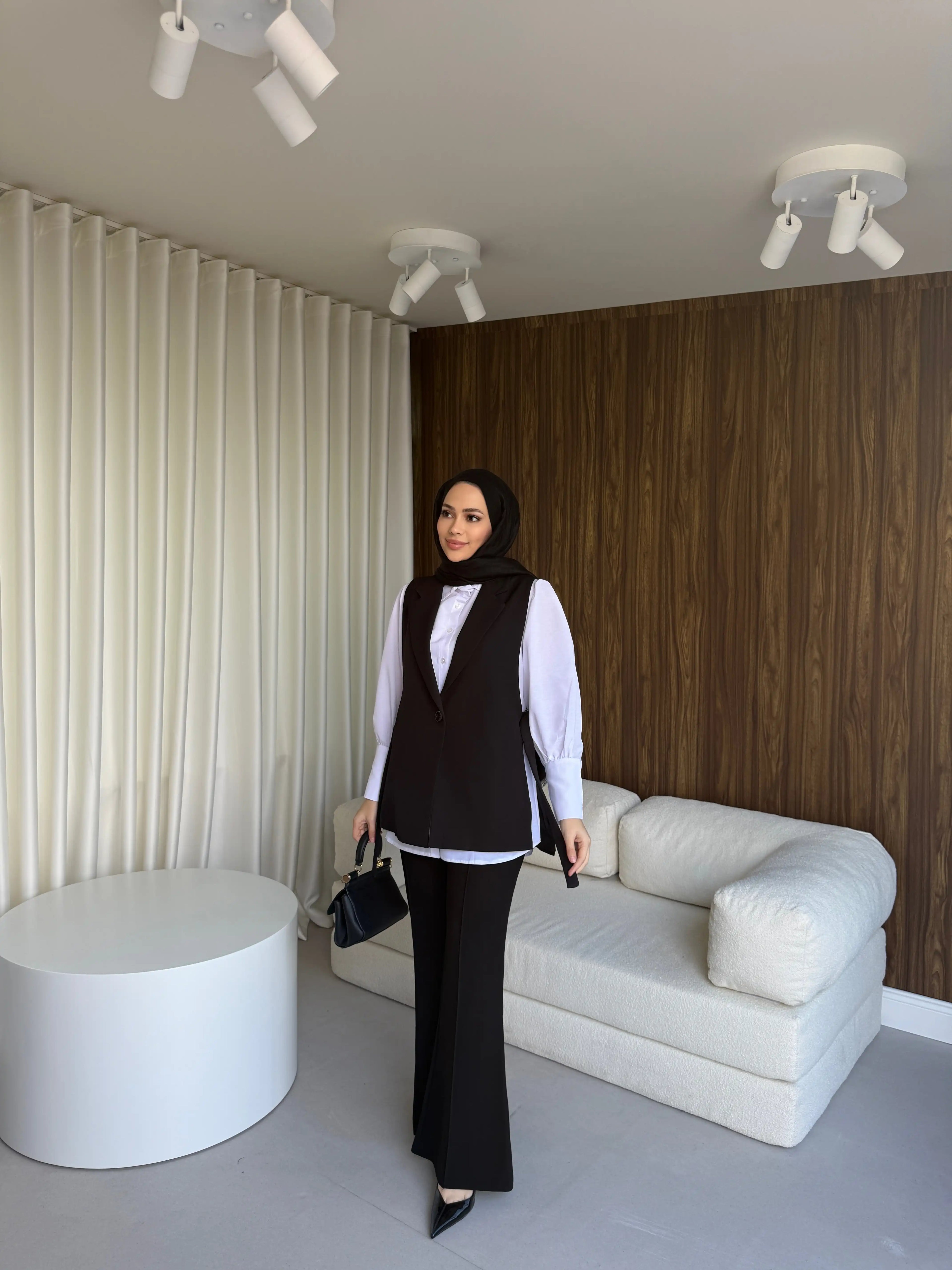 Siyah Yandan Bağlamalı Blazer Yelek