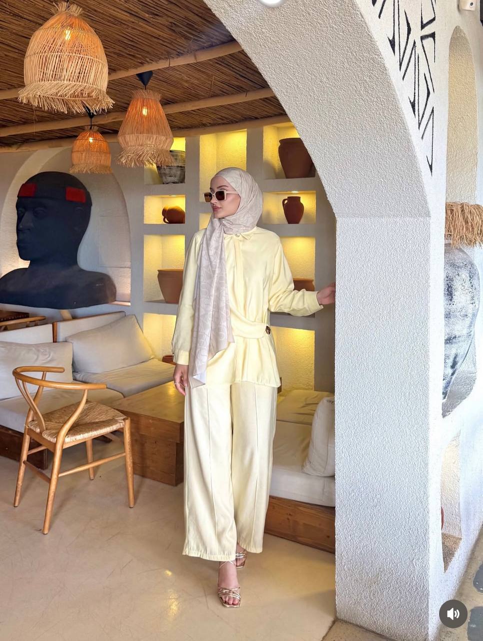 Sarı Düğme Detaylı Gömlek Pantolon Takım Ürün ana görseli